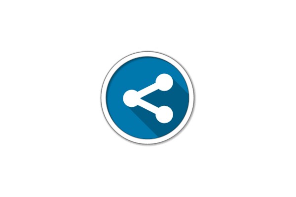 A Blue Circle with a White Link Icon